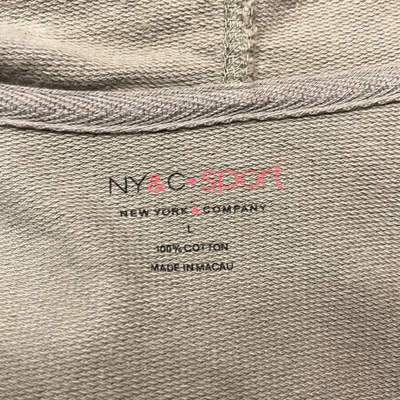 NY & Co Sport full zip hoodie Size Large. - Picture 7 of 8